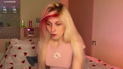 Annabel online show from September 2025 11:01:01 AM