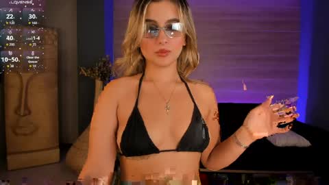 Anna Brooks  online show from April 2026 09:20:01 PM