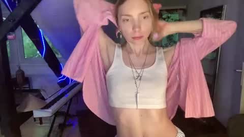 Anna Darko online show from July 2026 07:32:02 AM