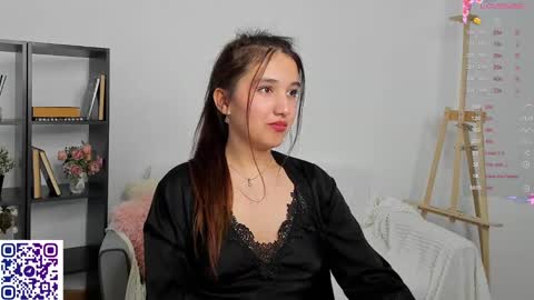 Anna online show from February 2025 10:07:02 AM