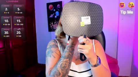 Snapshot of annafoxxx_ chatting on February 2026 11:03:01 AM Ana Foxxx online show from February 2026 11:03:01 AM