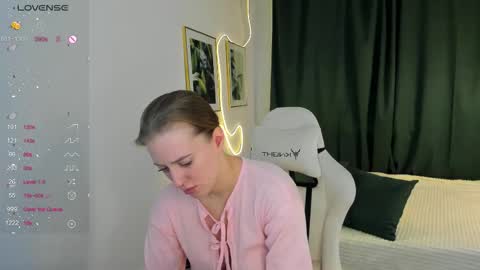 annagrees1 online show from January 2026 08:10:02 PM