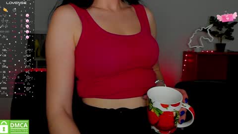 Snapshot of annakillian_kiss chatting on February 2025 01:06:01 PM Anna online show from February 2025 01:06:01 PM