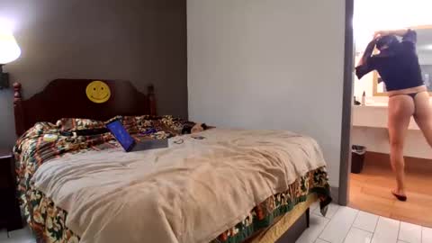 Anna Lee Cross online show from March 2026 02:52:01 PM