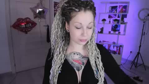 Anna online show from October 2025 02:47:02 AM