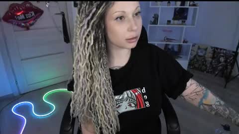 Snapshot of annanebula chatting on April 2026 04:46:01 AM Anna online show from April 2026 04:46:01 AM