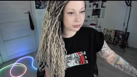 Snapshot of annanebula chatting on April 2026 02:03:02 PM Anna online show from April 2026 02:03:02 PM