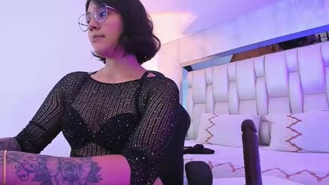 Annara Lein online show from October 2025 04:32:02 AM