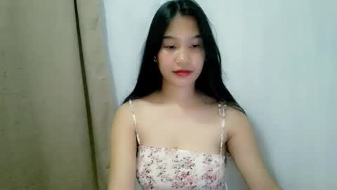 Snapshot of annarot chatting on September 2025 03:59:01 PM Riane online show from September 2025 03:59:01 PM