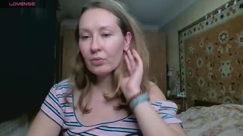 Snapshot of annaxlovers chatting on November 2025 12:49:02 PM AnnaXLovers online show from November 2025 12:49:02 PM