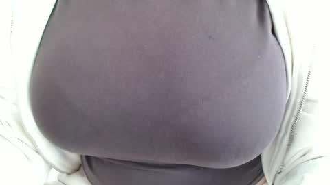 Bella online show from May 2026 07:03:01 AM