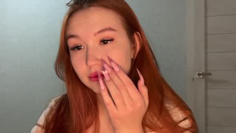 anne_blossomm online show from January 2026 12:21:01 PM