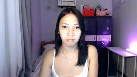 Snapshot of anne_chanelx chatting on May 2026 08:28:01 PM anne_chanelx online show from May 2026 08:28:01 PM