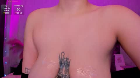 Emma online show from October 2025 01:03:02 AM