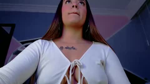 Anne  online show from December 2024 08:07:02 PM