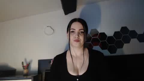 Snapshot of annebellee69 chatting on February 2025 09:37:01 PM annebellee69 online show from February 2025 09:37:01 PM