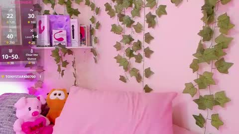 Snapshot of annebull_ chatting on February 2025 08:47:01 PM Anne online show from February 2025 08:47:01 PM