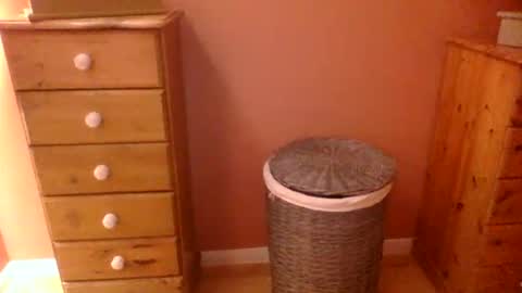 annecharlie online show from September 2025 06:35:01 AM