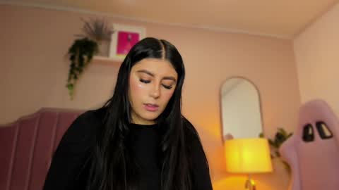 Anne  online show from January 2025 05:07:02 PM