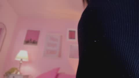 Anne  online show from March 2025 02:01:02 PM