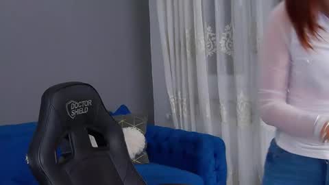 Snapshot of annehove chatting on October 2025 03:21:02 AM Anne online show from October 2025 03:21:02 AM