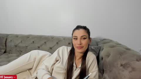 AnneMarieee online show from January 2025 07:56:02 PM