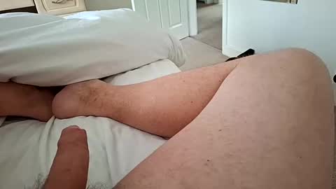 Annesfeet online show from February 2025 02:10:01 PM