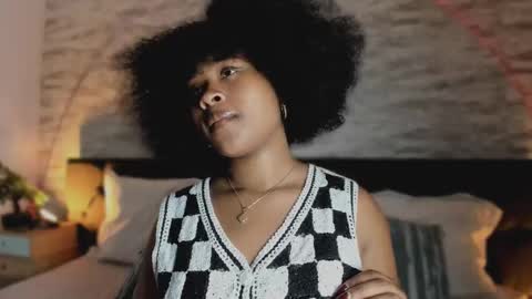 Anneth online show from November 2025 07:36:02 PM