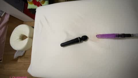 Ann  Serj online show from January 2025 10:59:01 PM