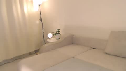 Snapshot of annett chatting on September 2025 12:23:02 AM Annett online show from September 2025 12:23:02 AM