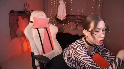 Snapshot of annettelane chatting on October 2025 06:25:02 AM Anna online show from October 2025 06:25:02 AM