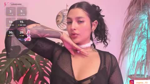 Snapshot of anngel_1 chatting on December 2025 05:20:01 PM Angel online show from December 2025 05:20:01 PM