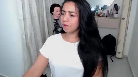 Snapshot of anngela01 chatting on March 2026 02:41:01 AM anngela online show from March 2026 02:41:01 AM