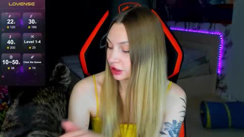 Snapshot of annie69kiss chatting on March 2026 07:31:01 PM Annie online show from March 2026 07:31:01 PM