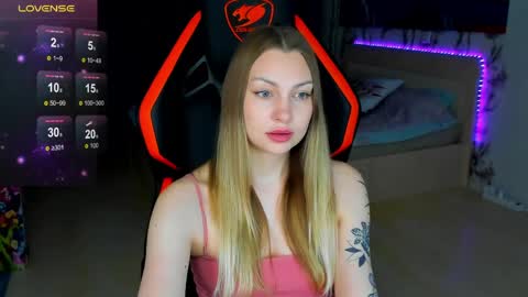 Snapshot of annie69kiss chatting on March 2026 07:50:01 PM Annie online show from March 2026 07:50:01 PM