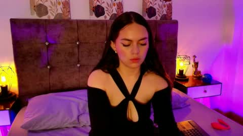 Annie Bonnie   online show from April 2026 11:39:02 AM