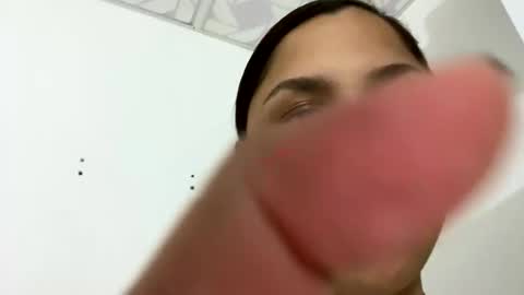 Annie  online show from December 2024 12:51:02 AM