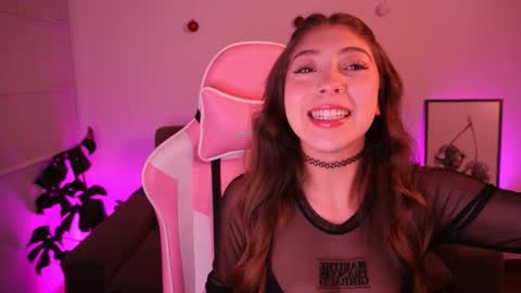 Snapshot of annie_evans24 chatting on January 2025 12:16:02 AM Annie Evans online show from January 2025 12:16:02 AM