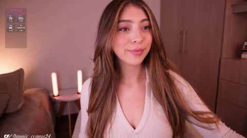 Snapshot of annie_evans24 chatting on October 2025 09:26:02 PM Annie Evans online show from October 2025 09:26:02 PM