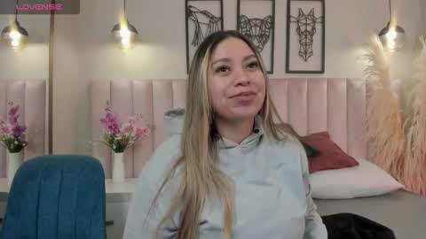 Snapshot of annie_karlsson__ chatting on September 2025 03:28:02 AM online show from September 2025 03:28:02 AM