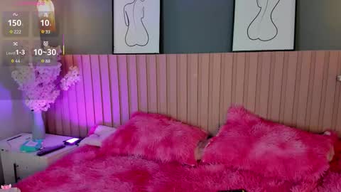   online show from September 2025 12:16:01 PM