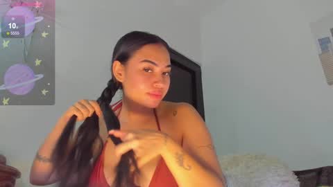annie_santosx online show from February 2025 06:20:02 PM