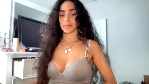 Snapshot of annie_xxx111 chatting on September 2025 04:34:02 PM annie_xxx111 online show from September 2025 04:34:02 PM