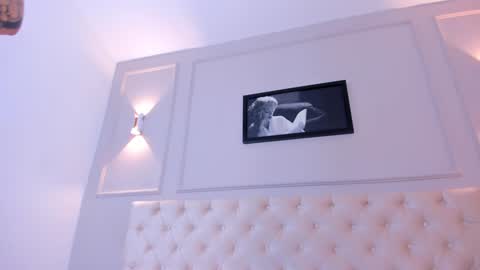 Snapshot of anniemartinezz chatting on December 2024 12:13:02 PM Annie online show from December 2024 12:13:02 PM