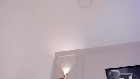 Snapshot of anniemartinezz chatting on February 2025 03:00:01 PM Annie online show from February 2025 03:00:01 PM