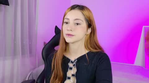 Snapshot of anniemora_ chatting on March 2026 01:10:02 AM Annie online show from March 2026 01:10:02 AM