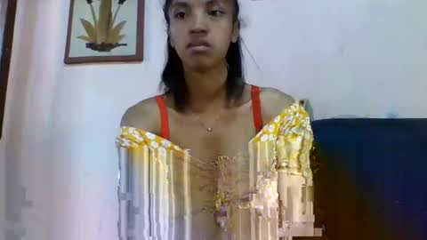 Snapshot of anniesexy1 chatting on December 2025 08:08:01 AM anniesexy1 online show from December 2025 08:08:01 AM