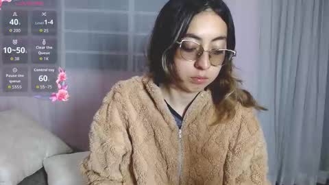 Snapshot of anniesparkle chatting on March 2026 12:17:02 AM Annie Sparkle online show from March 2026 12:17:02 AM