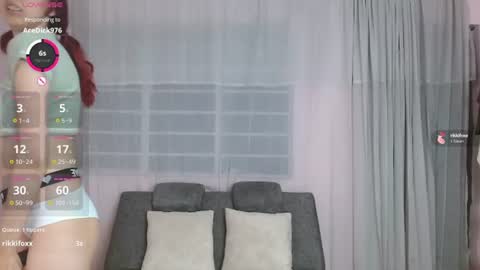 Snapshot of anniesparkle chatting on July 2026 12:39:02 AM Annie Sparkle online show from July 2026 12:39:02 AM