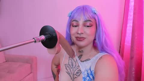 Snapshot of annika_03 chatting on September 2025 05:51:01 PM Gise. online show from September 2025 05:51:01 PM